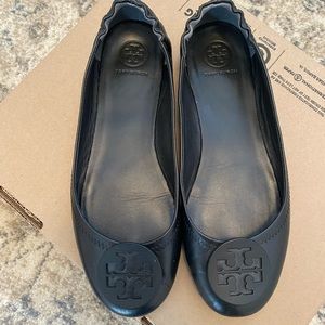 Tory Burch Minnie Flats; Black; Size 7.5